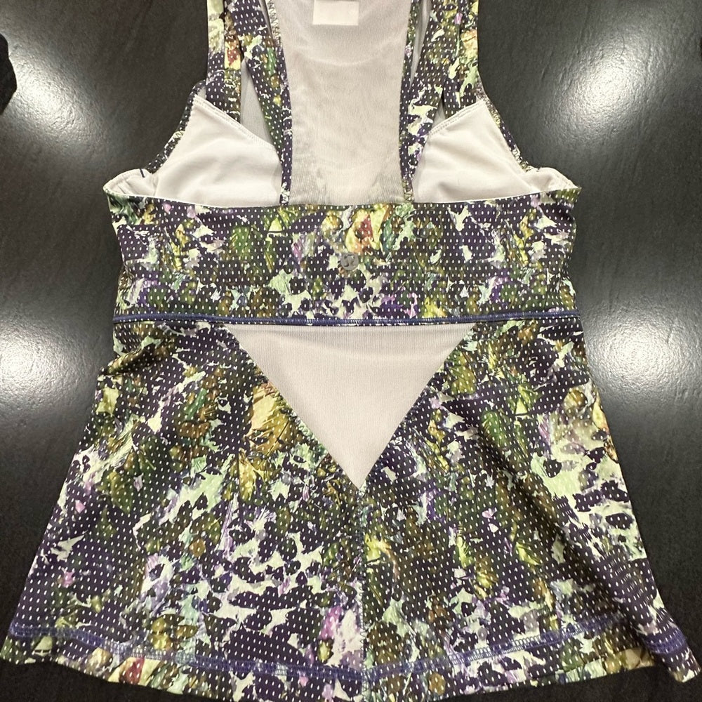 (1168) 🍋 Lululemon Running In The City Tank **VINTAGE/RARE