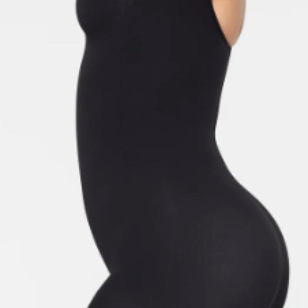 (1200/1203/1202/1209) SEAMLESS SCULTP MID THIGH BODYSUIT - ONYX