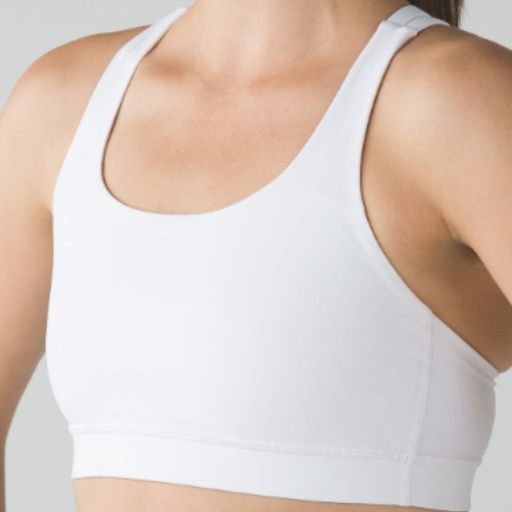 (0004) LULULEMON Soul Hamptons Energy Bra in WHT SZ 4